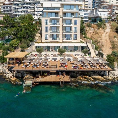 Daed Luxury Residence Sarandë Exteriör bild