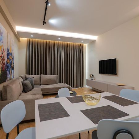 Daed Luxury Residence Sarandë Exteriör bild