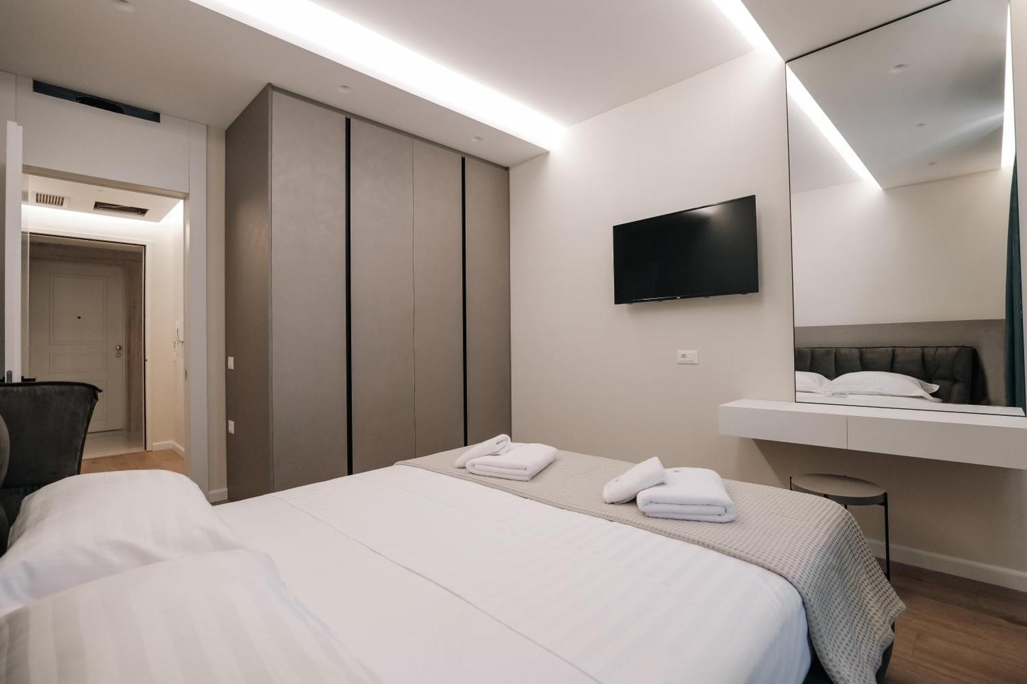 Daed Luxury Residence Sarandë Exteriör bild