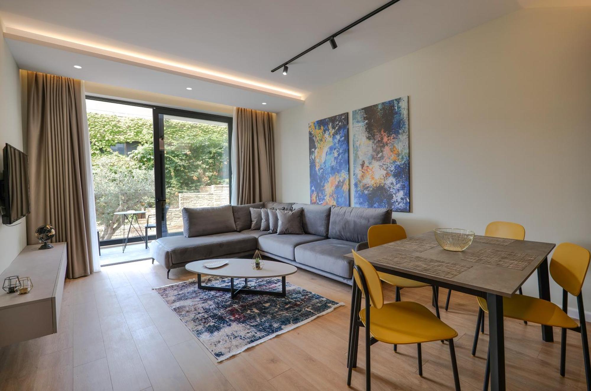 Daed Luxury Residence Sarandë Exteriör bild