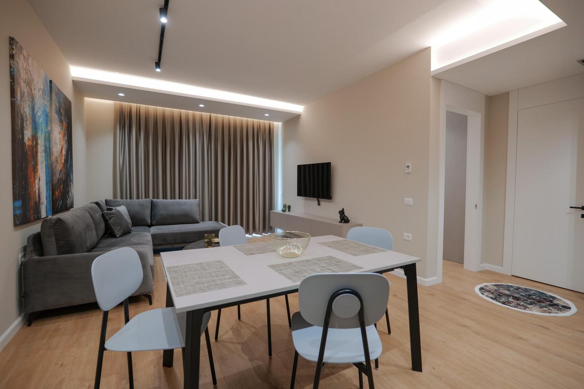 Daed Luxury Residence Sarandë Exteriör bild