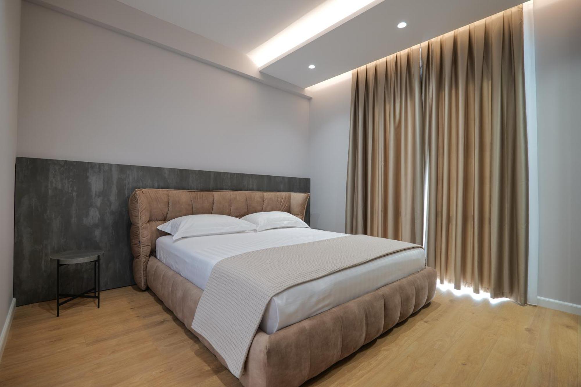 Daed Luxury Residence Sarandë Exteriör bild