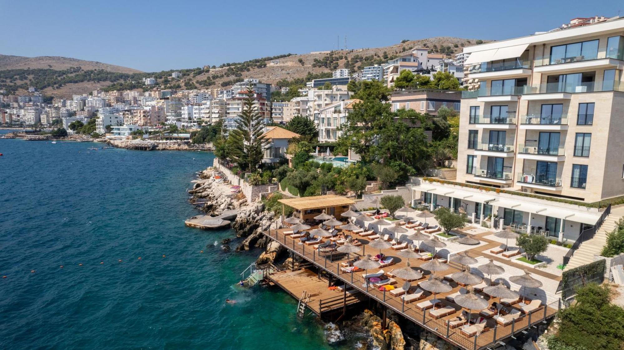 Daed Luxury Residence Sarandë Exteriör bild