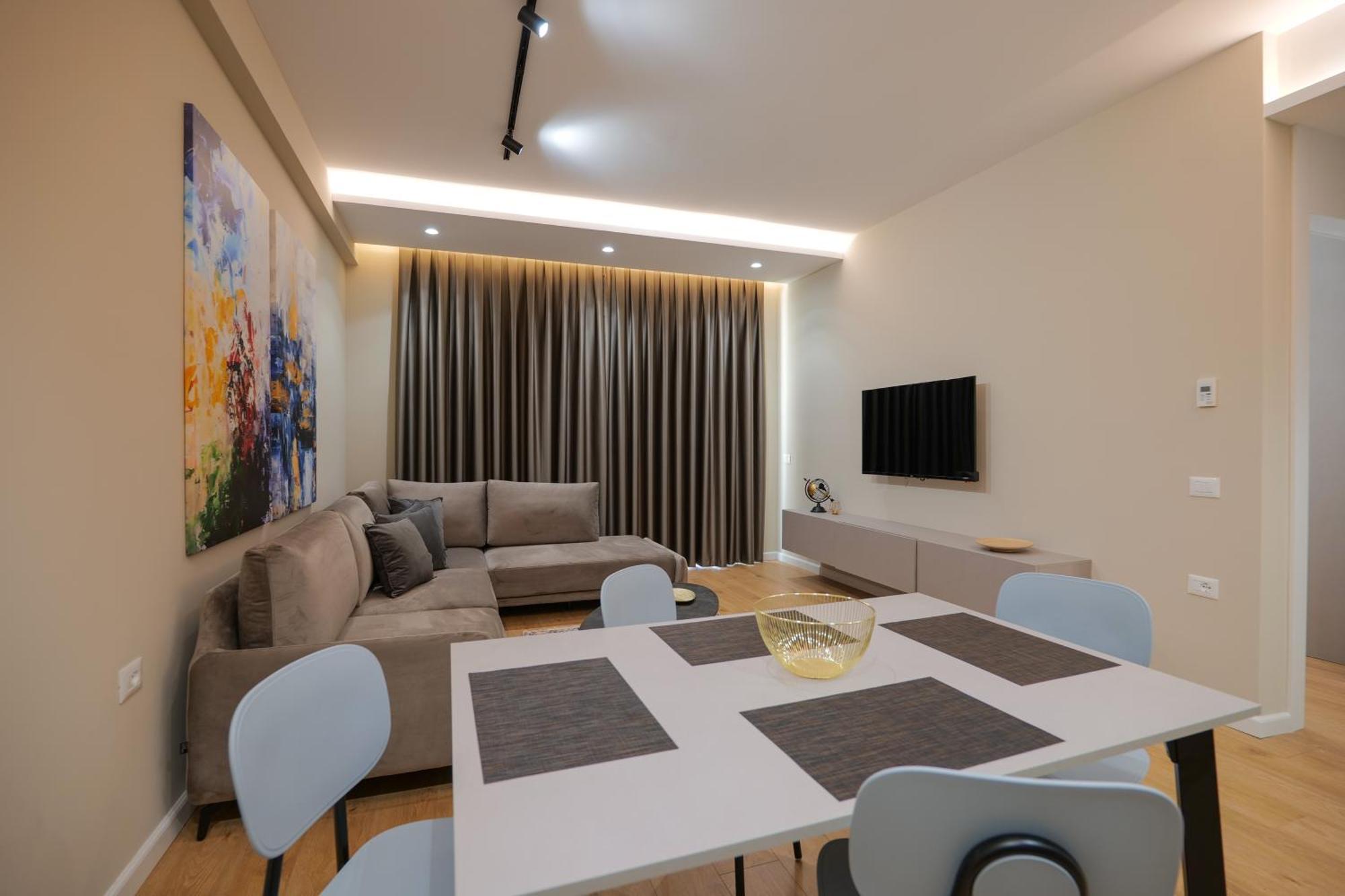 Daed Luxury Residence Sarandë Exteriör bild