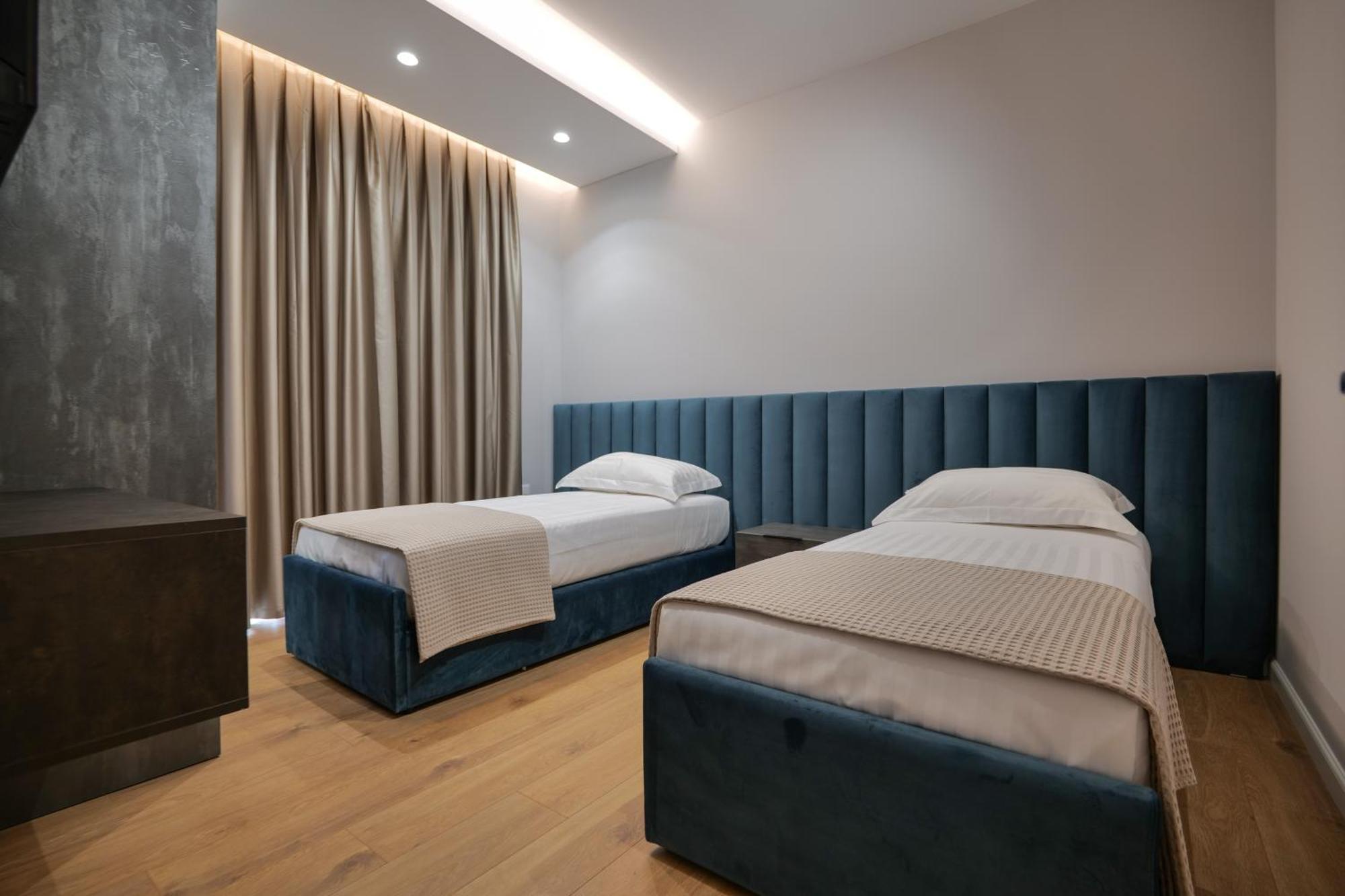 Daed Luxury Residence Sarandë Exteriör bild