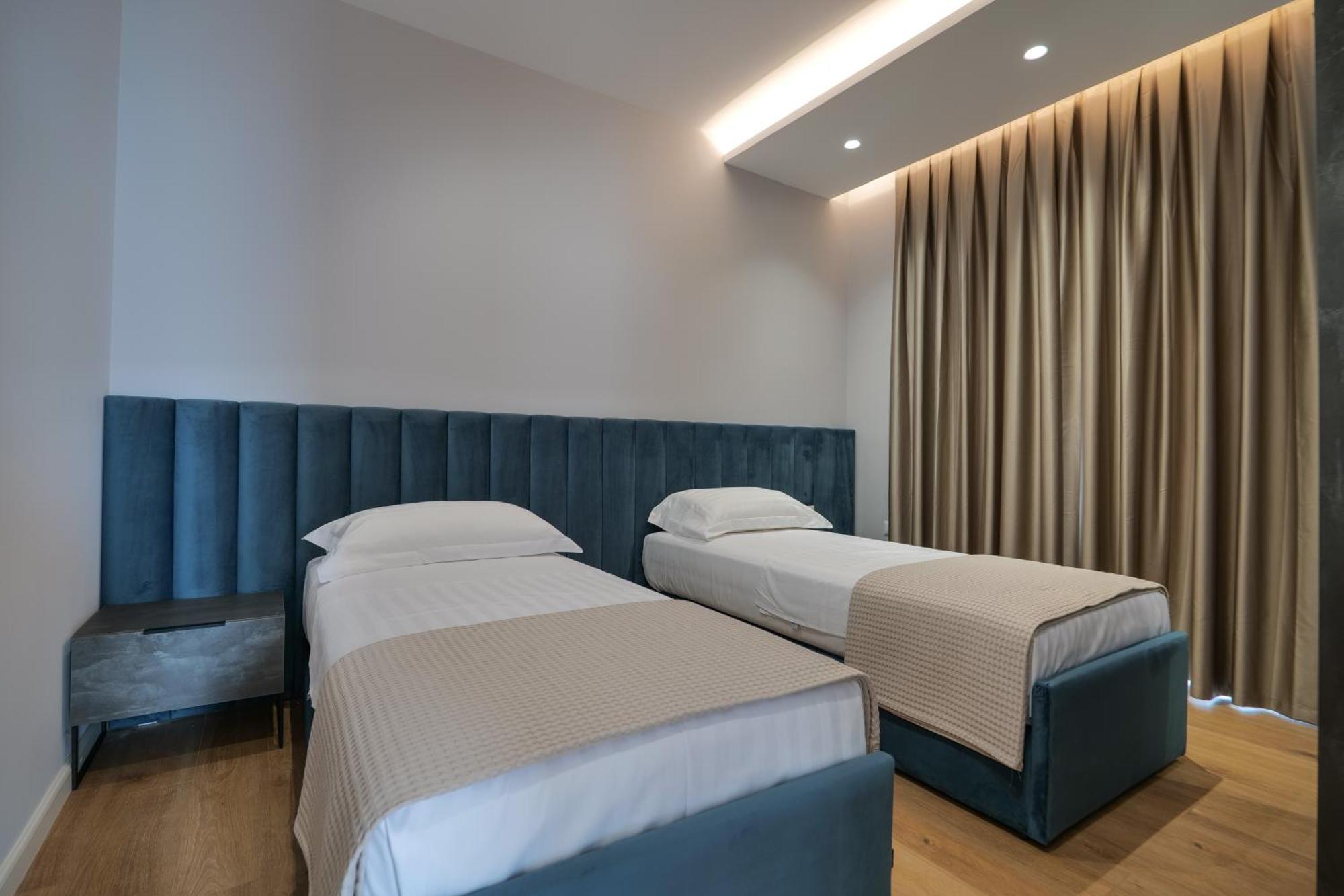 Daed Luxury Residence Sarandë Exteriör bild